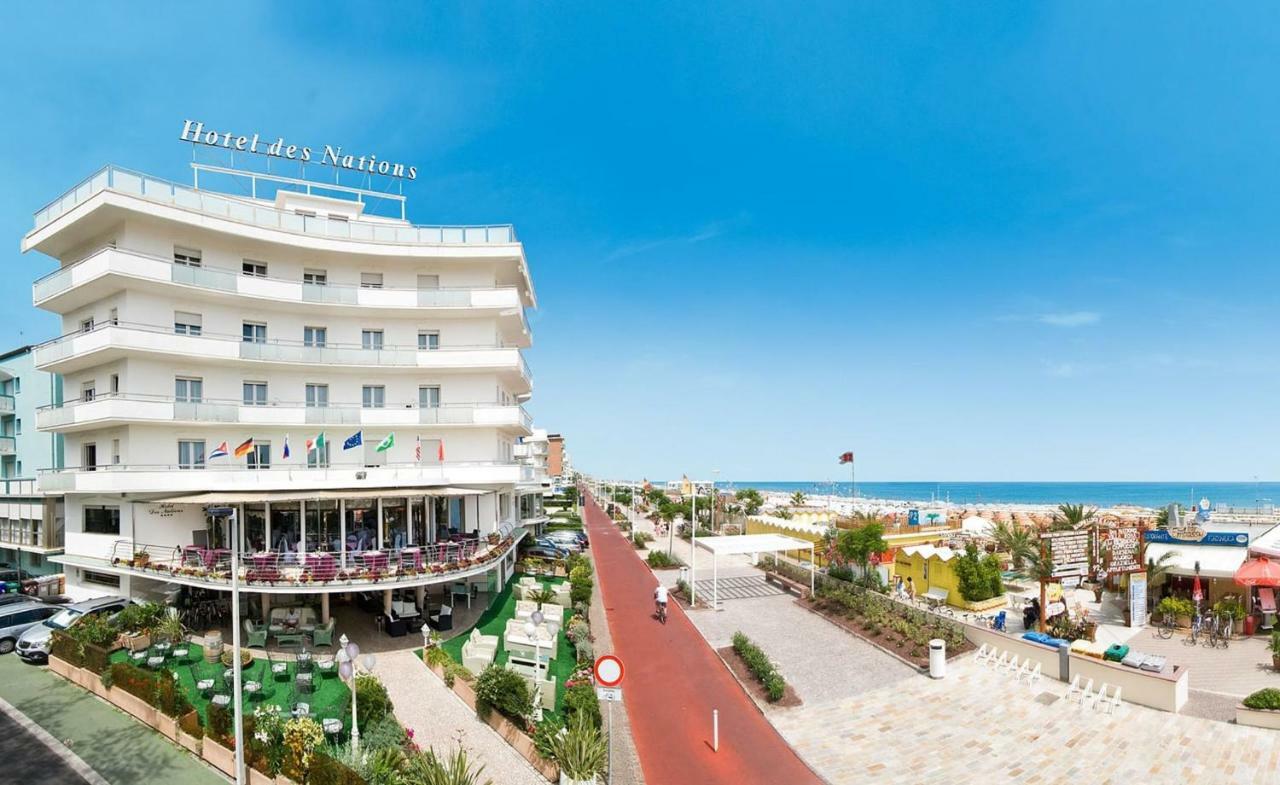 Hotel Des Nations - Vintage Hotel Sul Mare Riccione Extérieur photo